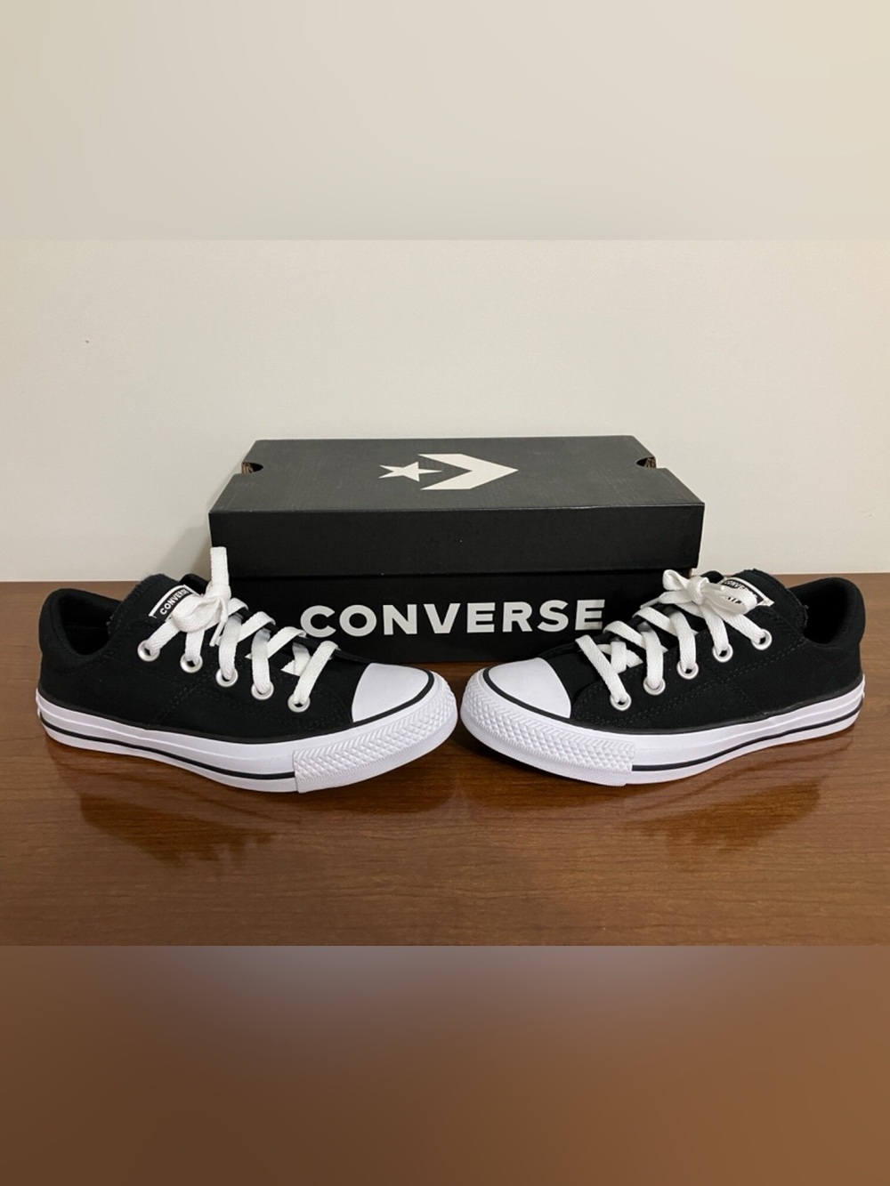 Converse Chuck Taylor All Star Madison Black Shoes Women's Size 5 - NEW IN BOX